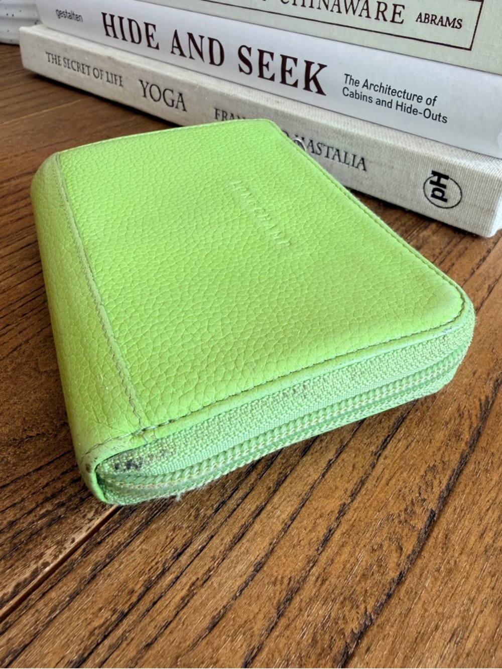 Longchamp Small Lime Green Wallet Zip Coin Purse Compact Leather Chic - Picture 4 of 7